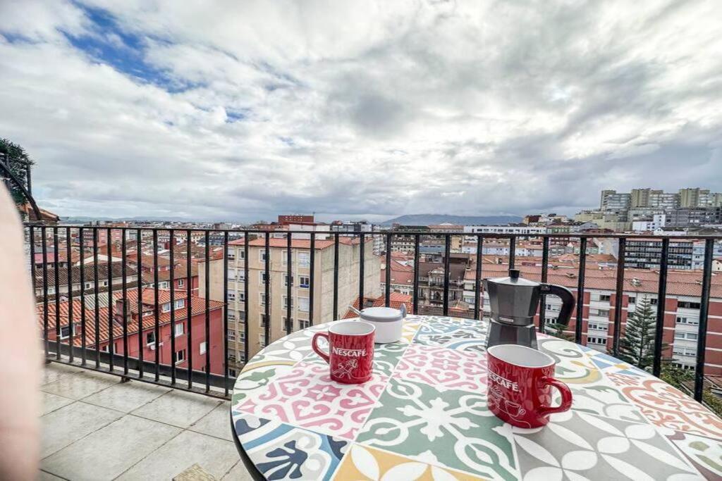 Ferienwohnung Acogedor Loft Con Vistas A La Ciudad Santander Exterior foto
